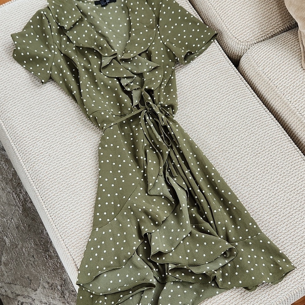 Olive Green Flowy Short Sleeve Wraparound Sundress, Medium